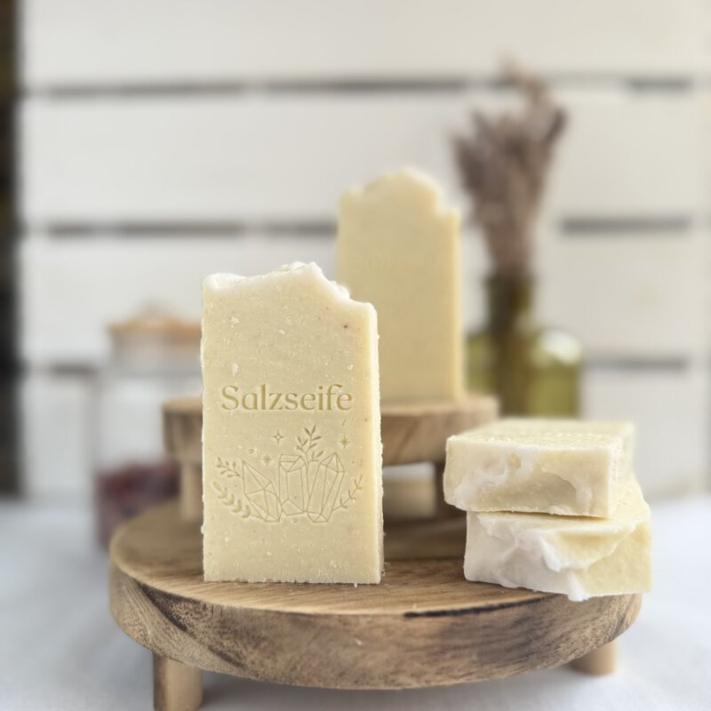 Naturseife "Salzliebe" Pfefferminz Salzseife Rosengeranie – Naturseife mit pinkem Himalayasalz von Seifenmagie